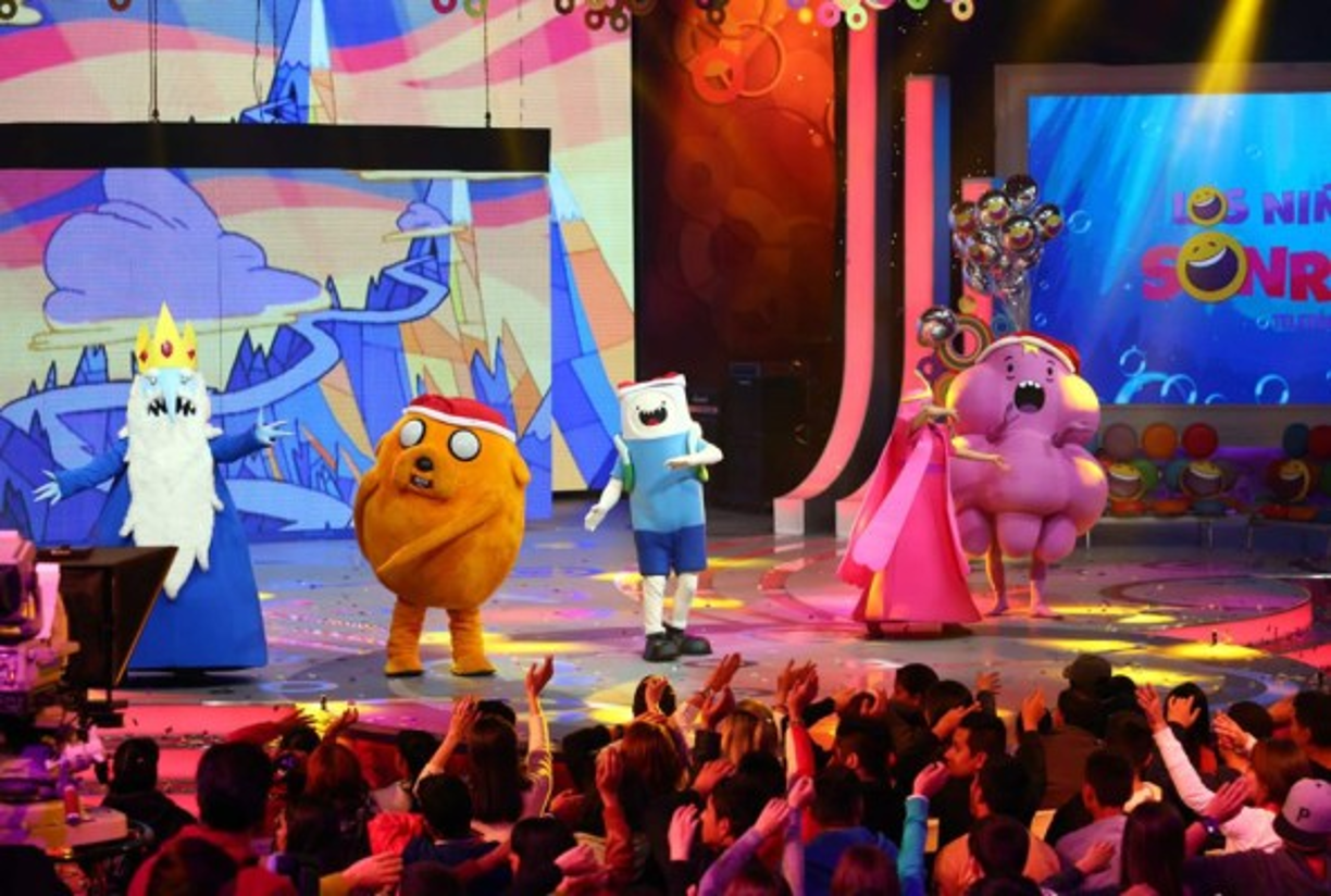 El 12 de diciembre de 1997 dio arranque el programa del Teletón dirigido a recaudar dinero para apoyar a niños con discapacidad en su rehabilitación. <br/>