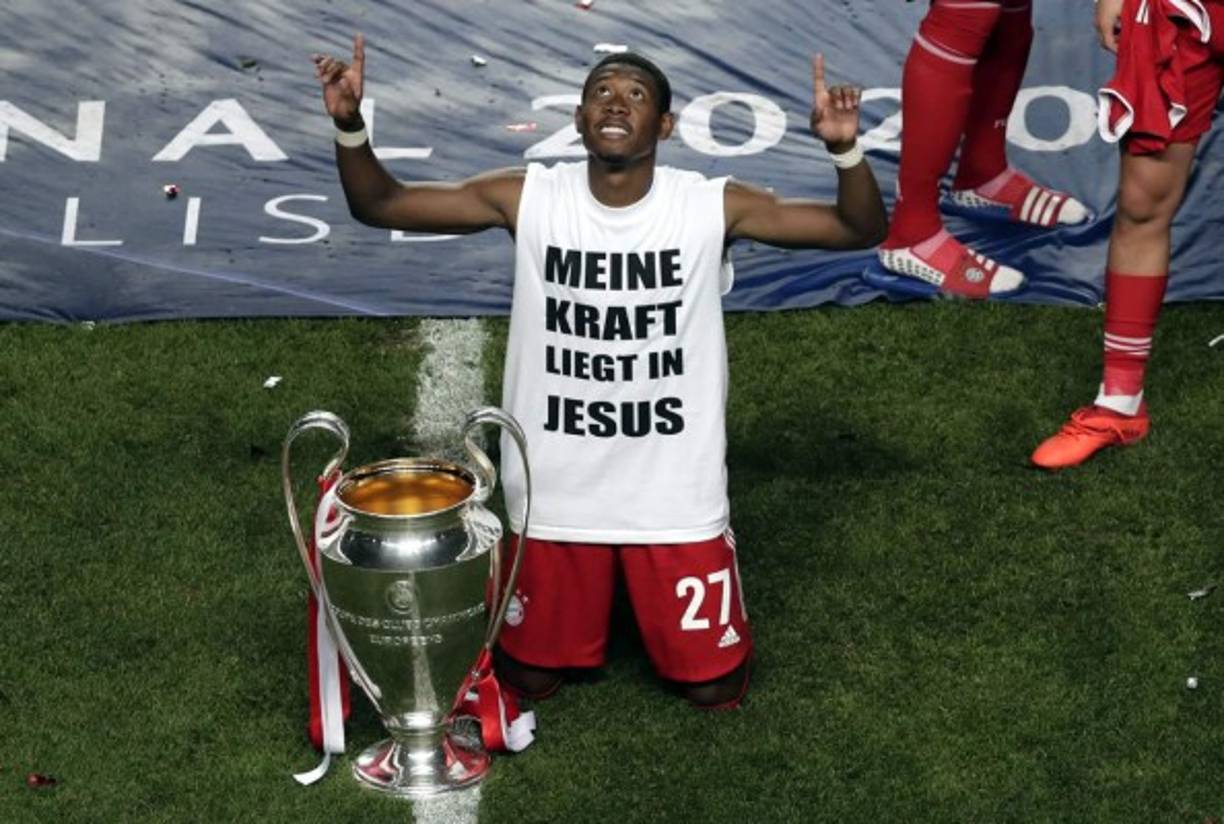 El austríaco David Alaba agradeció a Dios por el título europeo.
