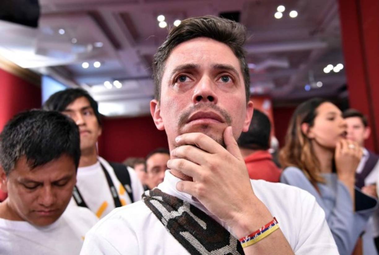 Swedish model Kelly Gale presents a creation during the the 2017 Victoria's Secret Fashion Show in Shanghai on November 20, 2017.<br/> / AFP PHOTO / FRED DUFOUR / RESTRICTED TO EDITORIAL USE