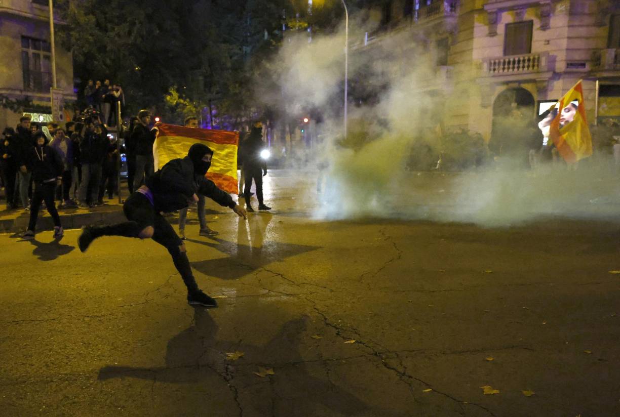 Estas manifestaciones han degenerado varias veces en enfrentamientos entre activistas radicales y agencias policiales.