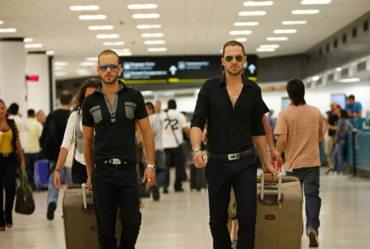 El Cártel de los Sapos, que refiere la historia del exnarco colombiano Andrés López López, quien colaboró en la elaboración de los guiones de la serie, también ha sido censurada en varios países.