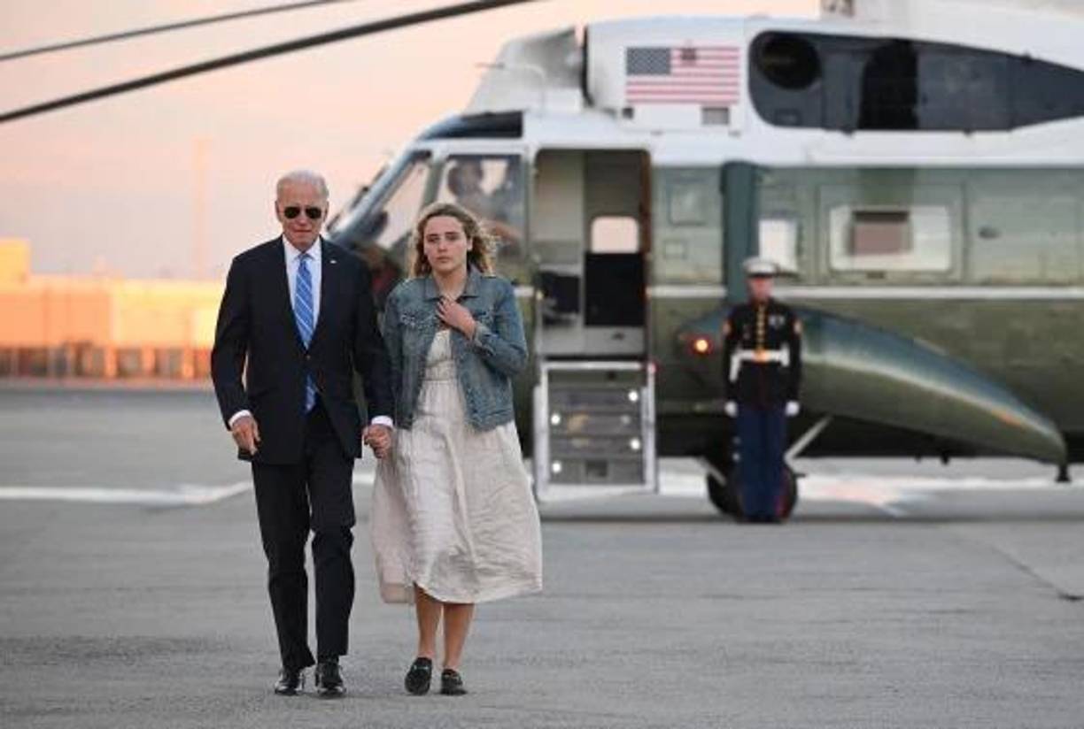 Su hija menor, Finnegan Biden, es muy cercana a su abuelo, el presidente Joe Biden.