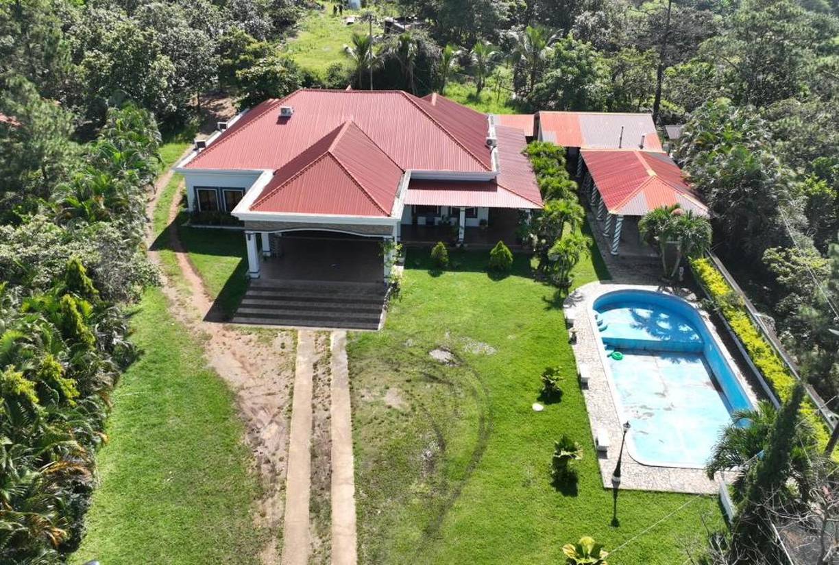 Estos encuentros también los organizaba en algunas de sus lujosas propiedades, según el ente persecutor del delito. 