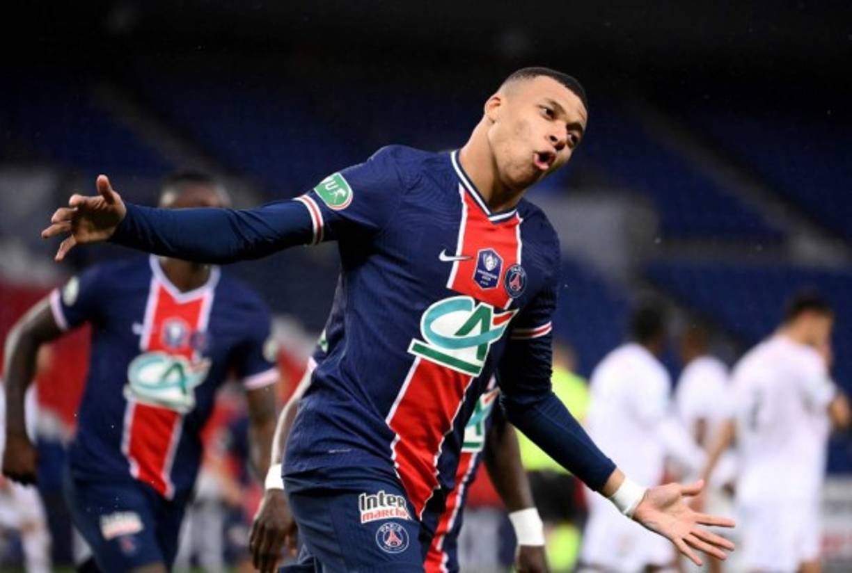 Mbappé: El delantero francés termina contrato con PSG a mediados de 2022 y medios españoles señalan que desea irse al Real Madrid. Foto AFP.