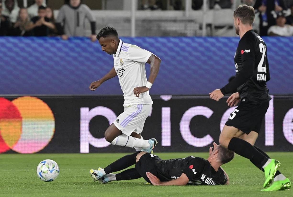 Rodrygo Goes entró en el segundo tiempo para darle más aire al Real Madrid.