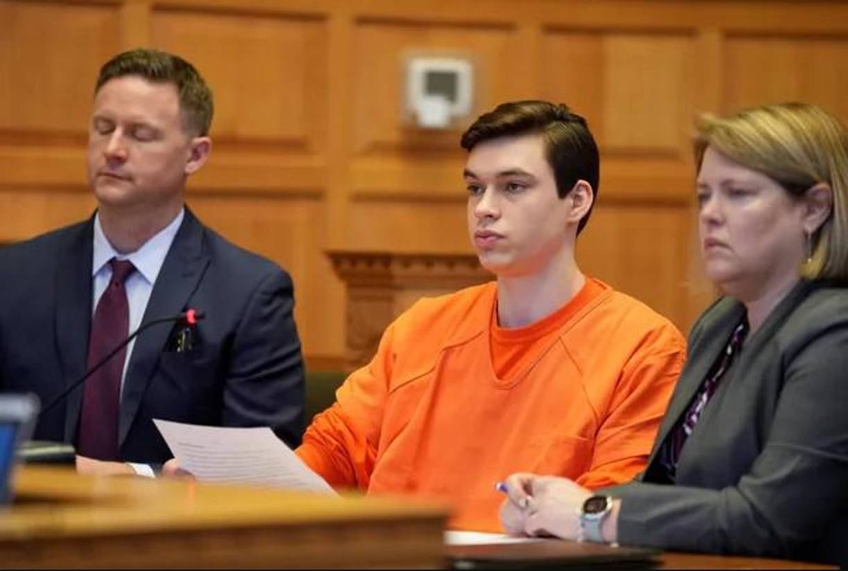 Miller y Goodale, que tenían 16 años al momento de cometer el crimen, fueron vistos saliendo de un parque manejando la camioneta de Graber. 