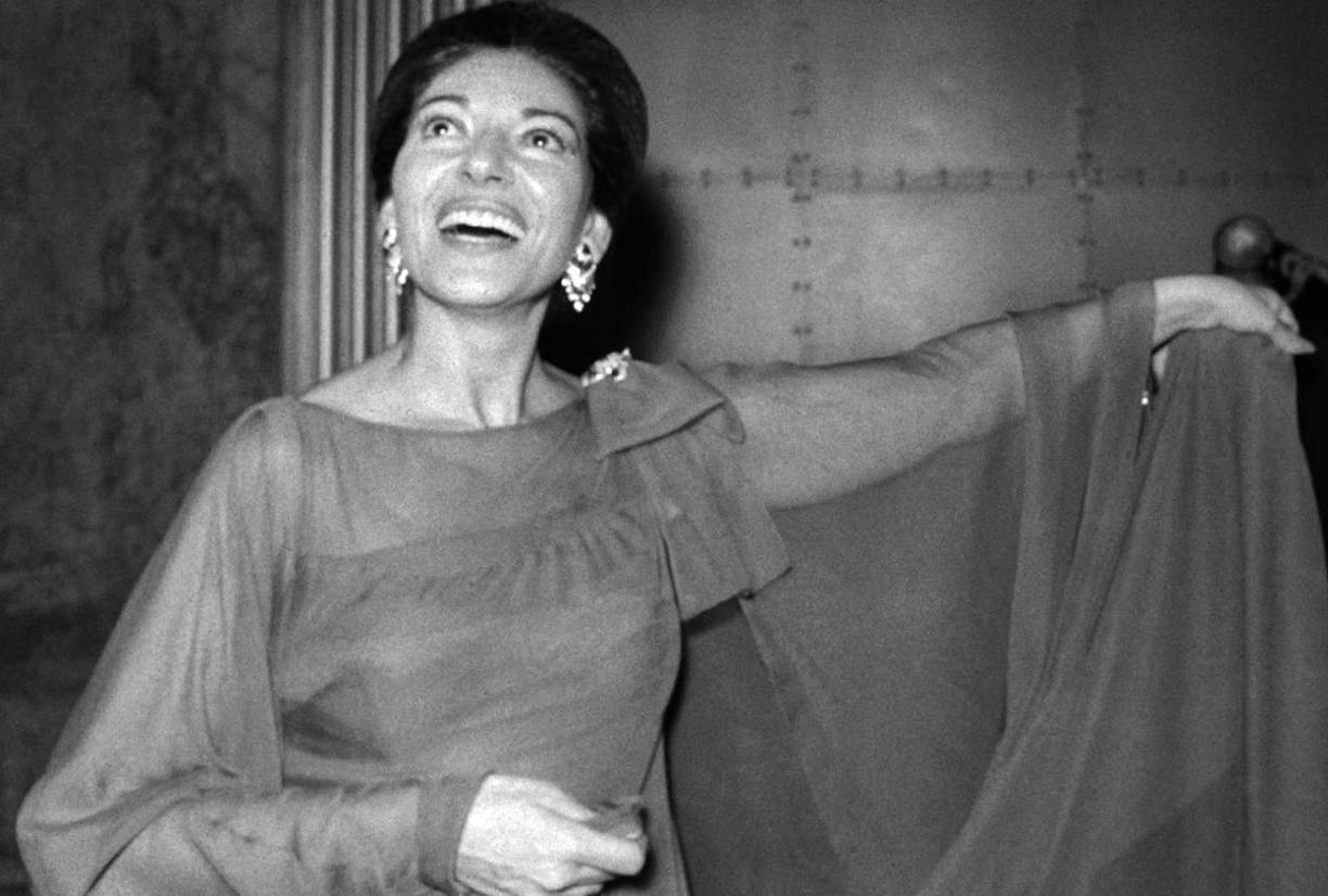 En ese símil con Maria Callas, quien también buscaba estabilidad mientras lidiaba con la exigencia del público y la autoexigencia, Angelina afirmó que encontró en la maternidad su mayor propósito. Como madre de seis hijos: Maddox, Pax, Zahara, Shiloh y los gemelos Vivienne y Knox, Jolie continúa navegando las tensiones entre su vida profesional y su rol familiar.