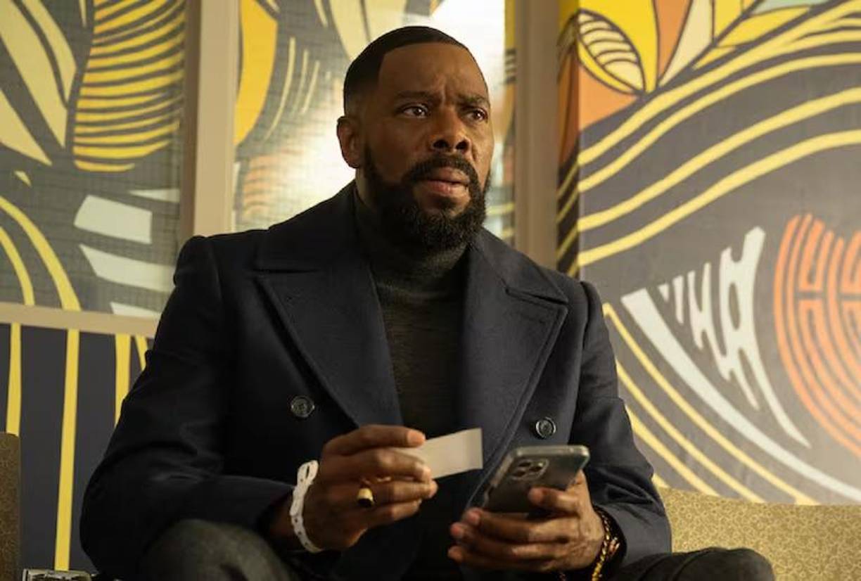 Colman Domingo, quien ha ganado reconocimiento por sus actuaciones en series como “Fear The Walking Dead” y logró su nominación al Oscar por su rol en “El color púrpura”, se enfrenta a un nuevo desafío en este thriller conspirativo que promete mantener a los espectadores expectantes y con ganas de ver más.