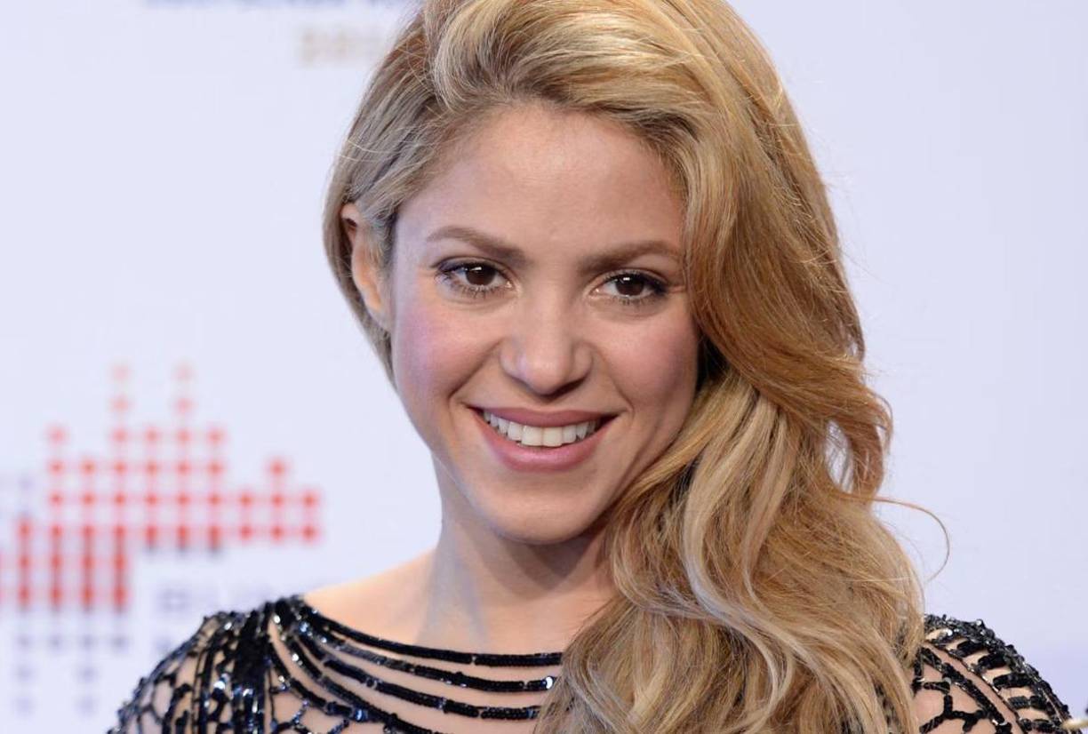 Esta información ha generado especulaciones sobre si la cantante cambiará por una temporada su residencia a México, lo cual no parece alejado de la realidad por los viajes constantes que deben hacer para preparar el show. 