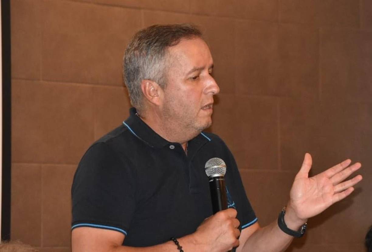 Álvarez cuestionó la falta de liderazgo a lo interno del Partido Nacional. 