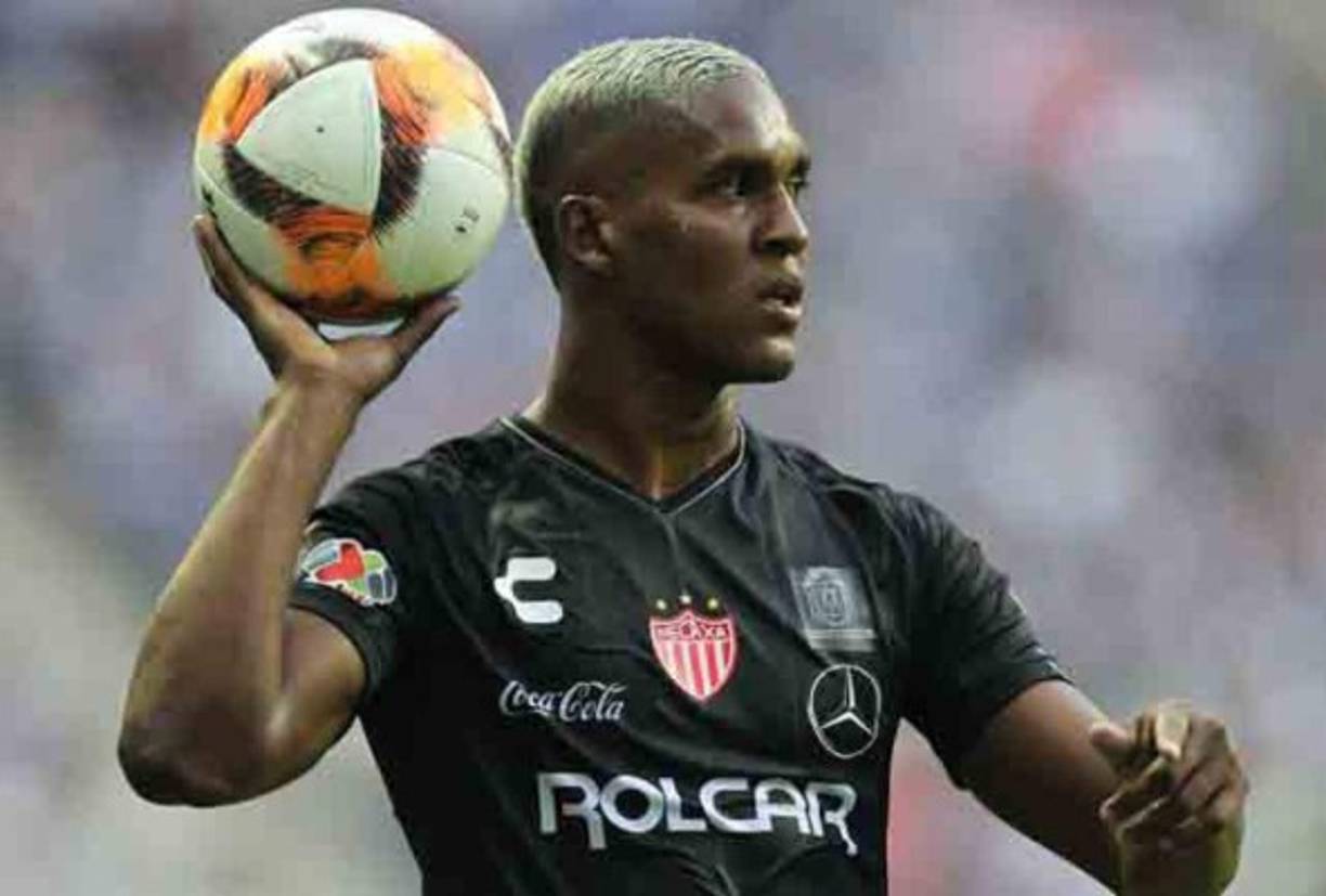 Brayan Beckeles: El agente del lateral hondureño Paulo Hernández, reveló que el jugador se encuentra en Colombia por lo que no se descarta que el catracho juegue en el balompié colombiano luego de haber sido dado de baja en el Necaxa de México.