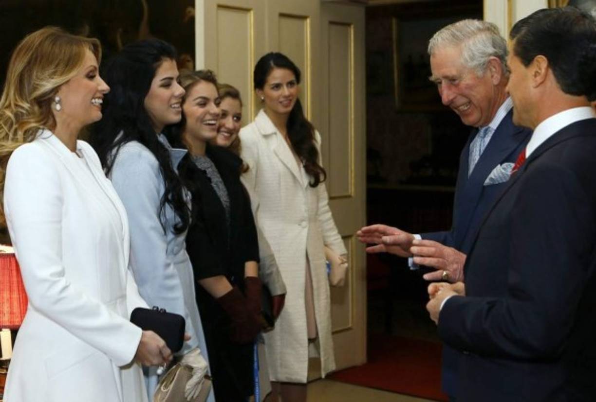 Los mexicanos han expresado en las redes sociales su indignación por los gastos excesivos en los viajes diplomáticos del mandatario a Europa.