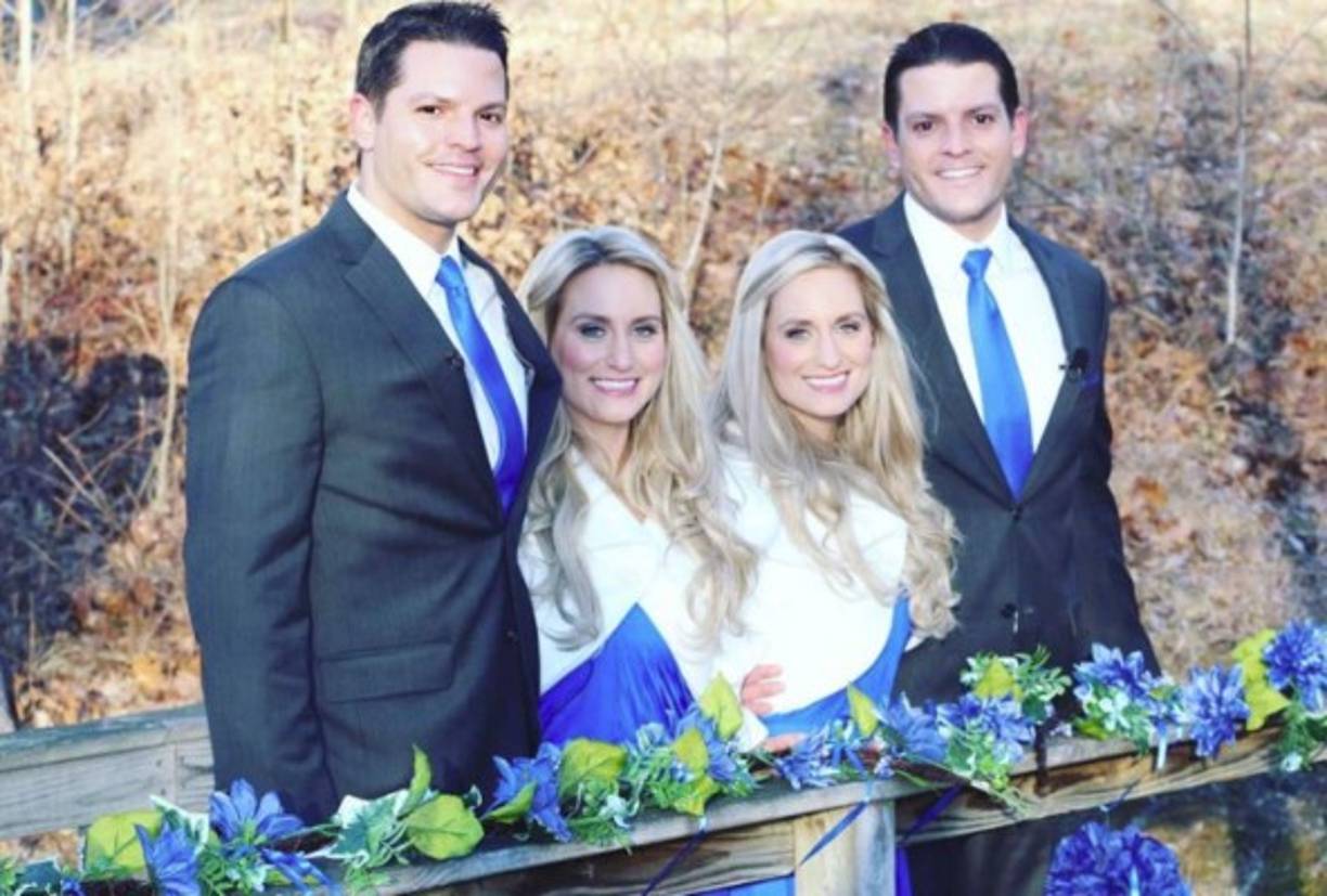Las parejas se conocieron en un festival de gemelos en Twinsburg, Ohio, mismo lugar donde celebraron este sábado la doble boda que acaparó la atención en redes sociales.