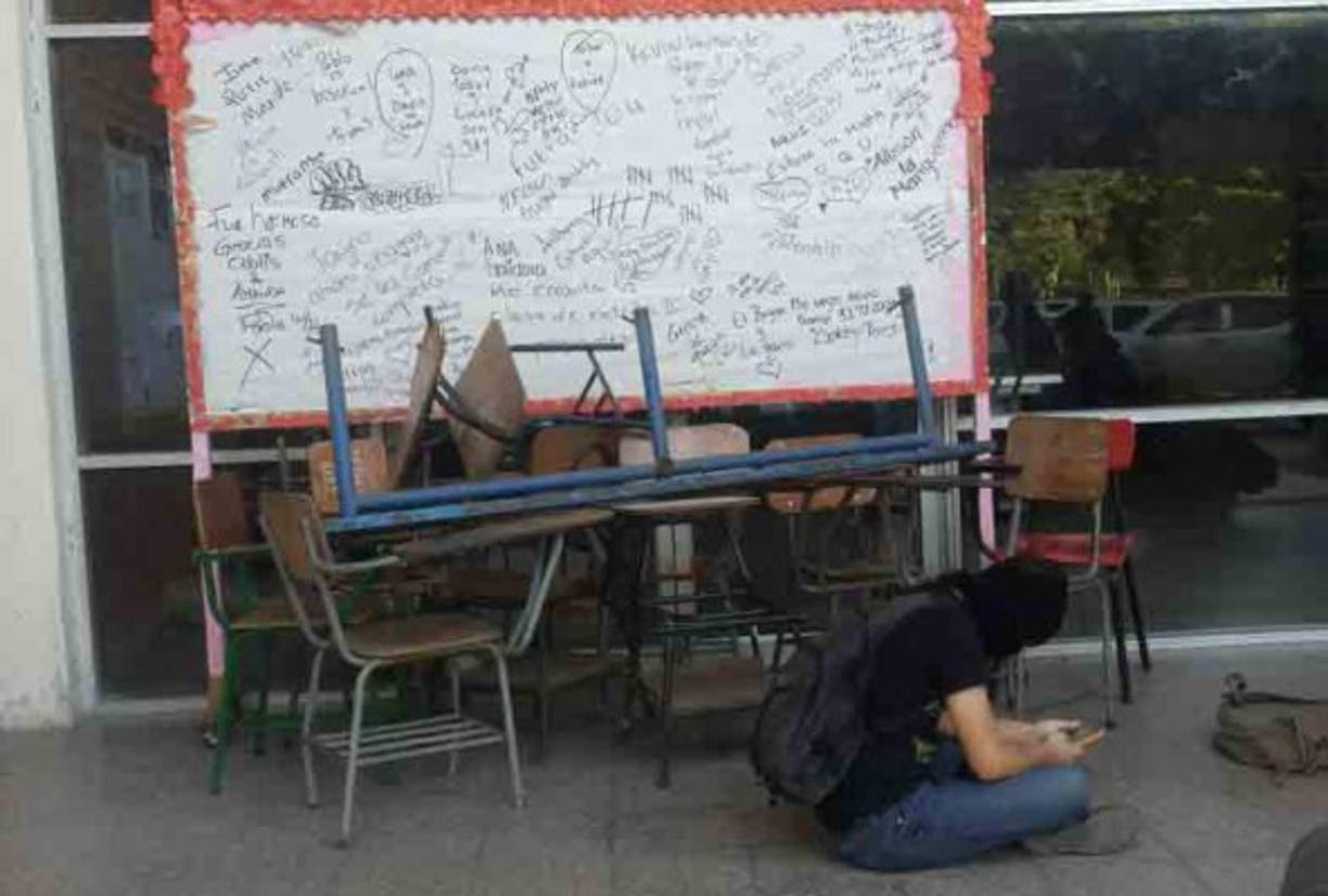 Los alumnos de la Unah y la Unah-VS iniciaron el paro en demanda de la derogación de las normas que regulan las relaciones entre autoridades, docentes y alumnos, y redactar reglas nuevas en conjunto, además del retiro de demandas judiciales contra una docena de activistas del movimiento.