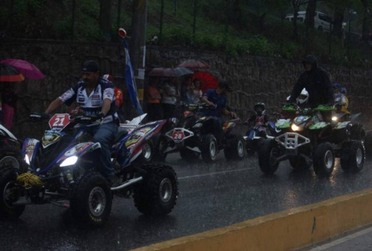 El programa va hasta las 2:00 de la madrugada del domingo.