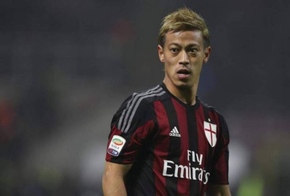 Honda: El jugador japonés de 30 años esta a punto de abandonar el Milan destino Estados Unidos después de una muy mala temporada donde tan solo ha disputado nueve partidos en seis meses de competición
