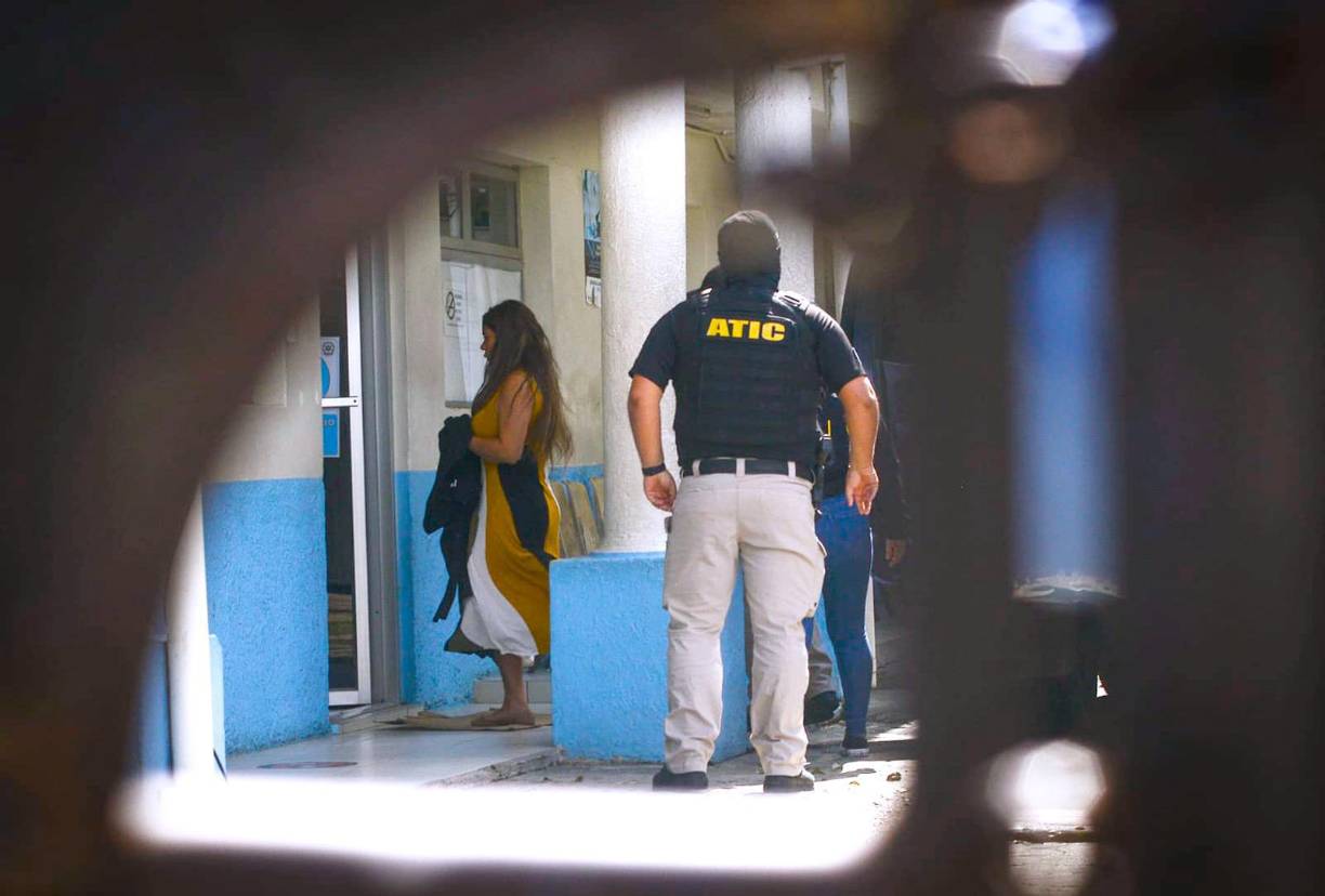 Sin embargo, al reanudarse de nuevo la audiencia preliminar el miércoles 4 de diciembre, la defensa alegó que no pudo reunirse con su defendida, por lo que el juez suspendió de nuevo la audiencia, quedando pendiente la nueva fecha para comunicarle a las partes procesales la continuación de la misma.