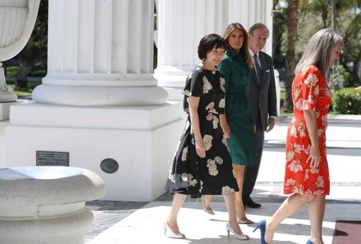 La construcción y decoración interior de la denominada mansión 'Whitehall' costó cuatro millones de dólares, que equivaldría a unos 100 millones de dólares actuales.