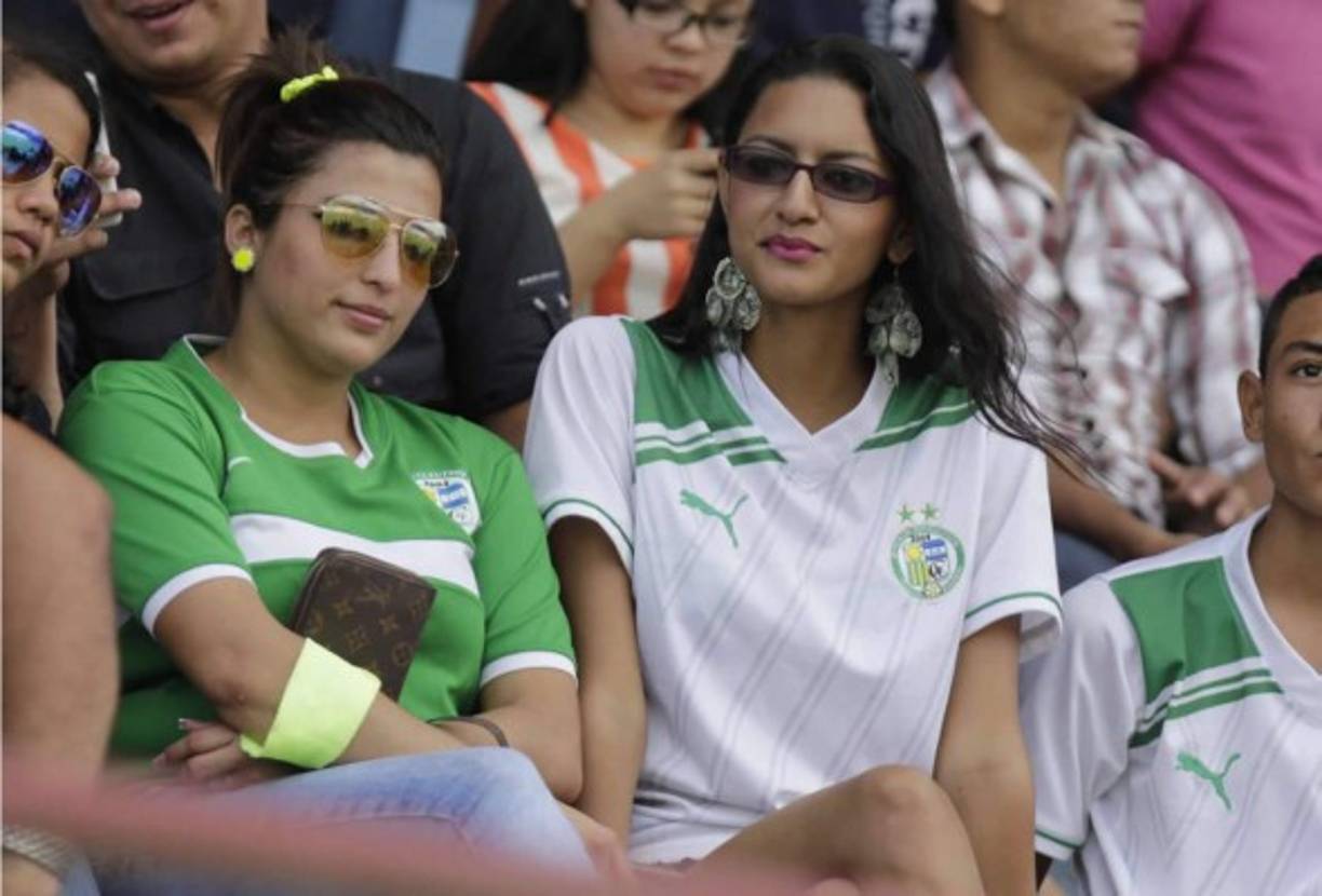 Ellas se hicieron presente al Juan Ramón Brevé.