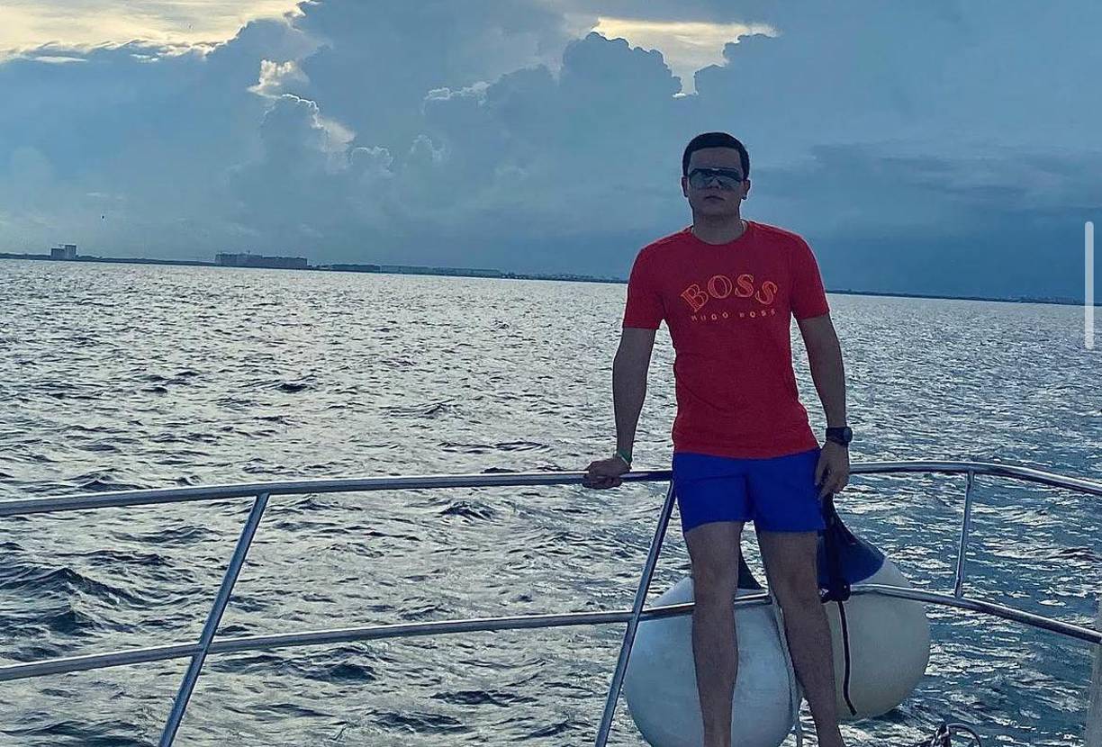 En las últimas horas, la esposa del creador de contenido dejó un misterioso mensaje en su canal de difusión. 