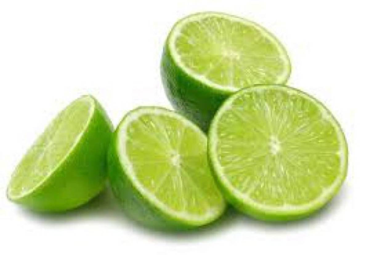 Limón<br/>El limón es un diurético natural efectivo para eliminar todo tipo de impurezas. adicionalmente, el limón impide que el hígado produzca colesterol, el cual puede solidificarse y formar cálculos biliares. La pectina que contiene el limón es excelente para aliviar el dolor que ocasionan los cálculos biliares debido a los espamos corporales.