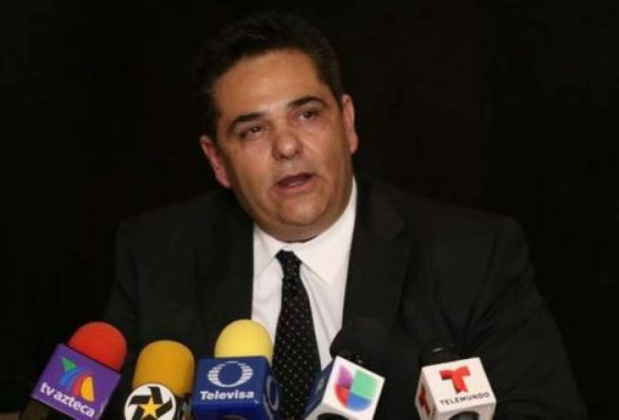 En rueda de prensa efectuada al medio día de este viernes, los representantes legales, entre ellos Hernán Villarreal, pidieron a la procuraduría de justicia desactivar la Alerta Amber y no prestarse a este juego mediático.