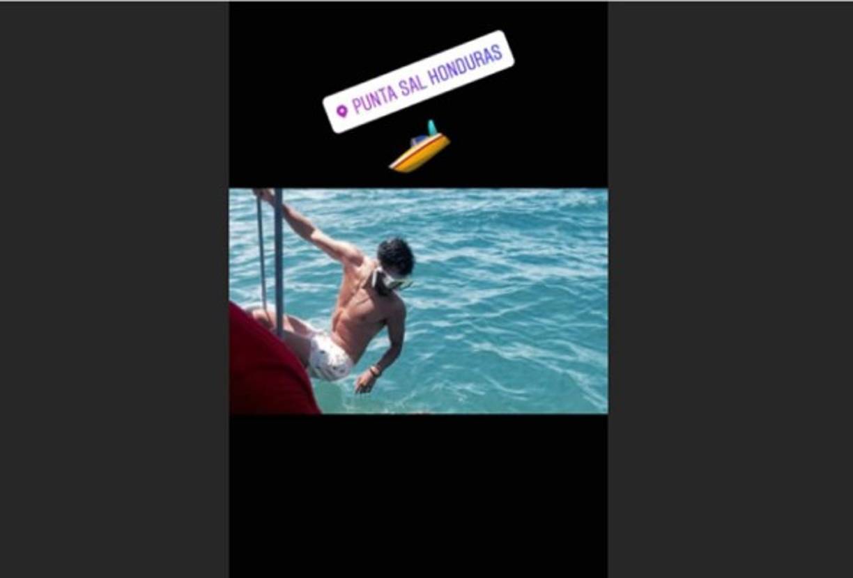 Leandro Sosa, mediocampista uruguayo del Olimpia, ha disfrutado de la belleza de Punta Sal, Tela.