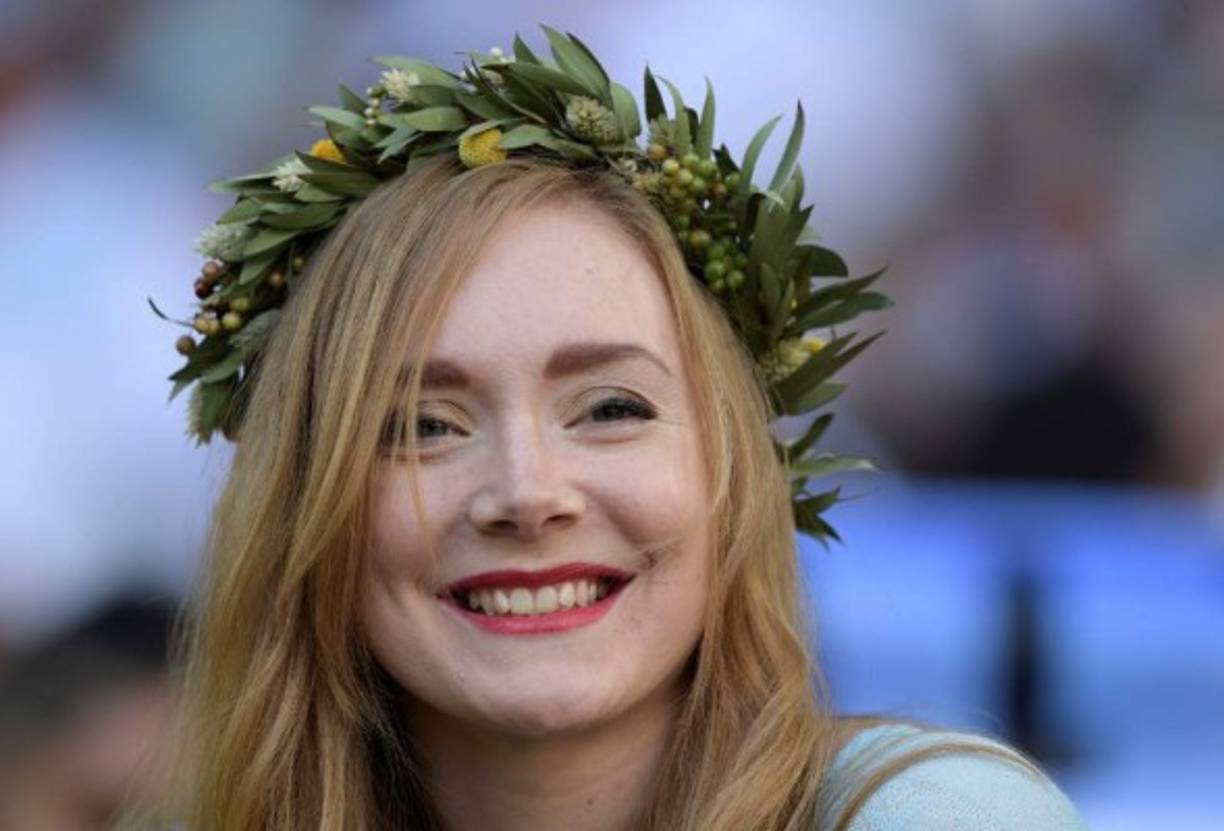 Esta seguidora de Islandia lució radiante en las gradas del estadio del Spartak Stadium en Moscú, escenario donde la escudra europea debutó ante Argentina.