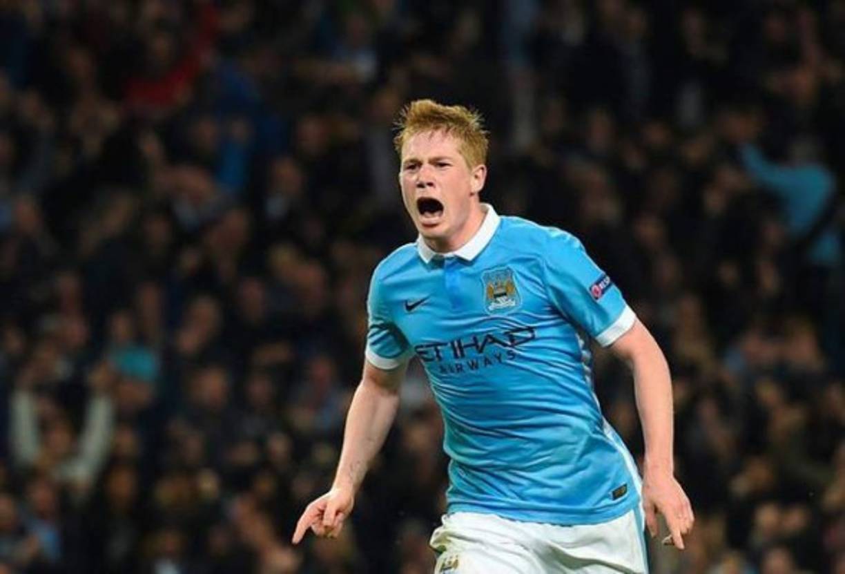 8. Kevin De Bruyne<br/><br/>La revista francesa incluyó en la lista de nominadios al mediocampista belga Kevin De Bruyne, del Manchester City dirigido por el español Pep Guardiola.
