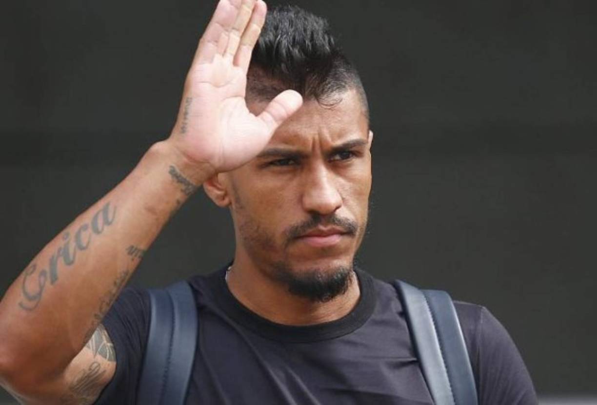 Paulinho: Una de las grandes sorpresas y que causa molestia en los aficionados, el mediocampista de Brasil ha sido incluído en el 11 ideal del Mundial por parte de la Fifa.