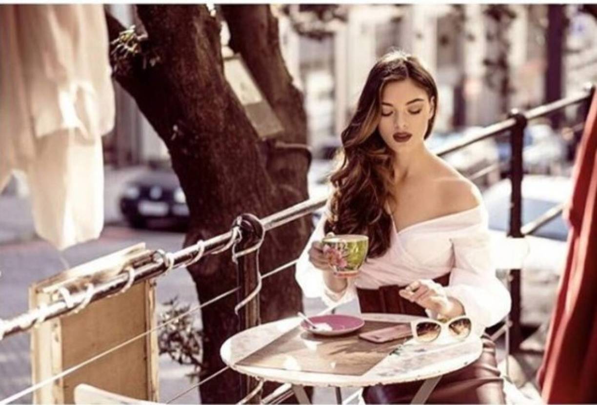 Al parecer disfruta de los momentos sencillos de la vida.