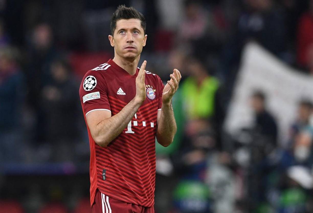 En Polonia dan por hecho el traspaso de Robert Lewandowski al FC Barcelona para la próxima campaña. El club blaugrana le habría ofrecido tres años de contrato al ariete del Bayern de Múnich.