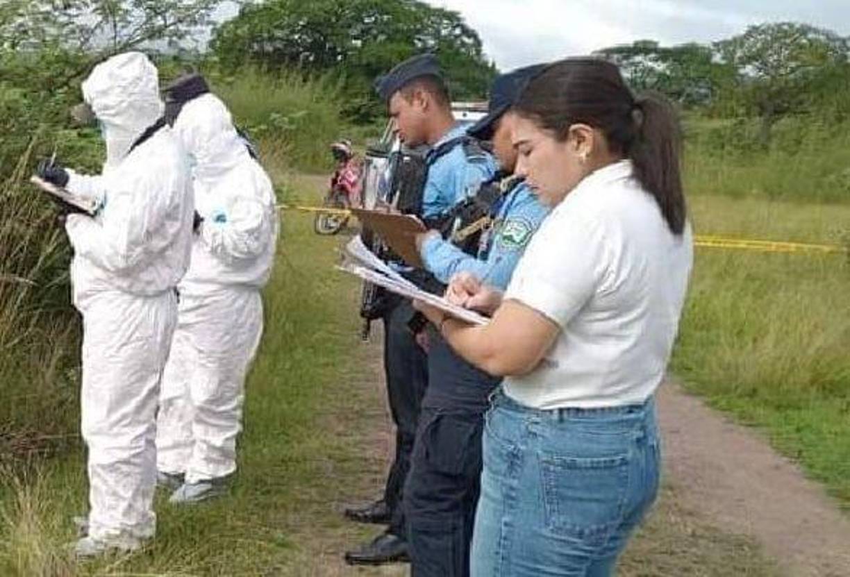 Medicina Forense realizó el levantamiento y trasladó el cadáver hasta la morgue del Ministerio Público en Tegucigalpa. 