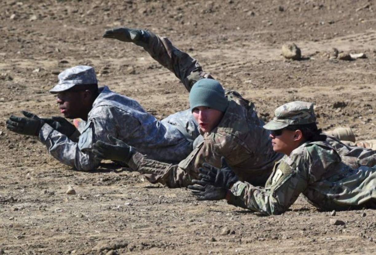 Seúl y Washington iniciaron sus maniobras militares anuales conjuntas, en un momento de especial tensión en la península de Corea debido al último ensayo de misiles de Pyongyang y al asesinato del hermano del líder norcoreano Kim Jong-un.<br/>