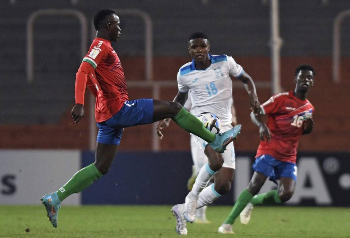 Los argentinos le gritaron el olé a la selección de Honduras. 