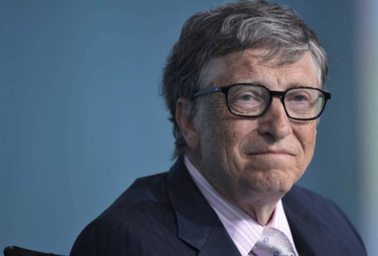 Bill Gates:<br/>El fundador de Microsoft solo estuvo dos años en Harvard, pues decidió empezar su camino al éxito por su cuenta.