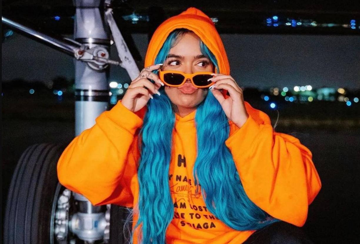 También es una defensora del amor propio. “Se volvió una misión tratar de llevar ese mensaje de seguridad, de querernos a nosotros mismos. Cuando tú no tienes a quién amar, estás tú misma. Tienes que quererte, tienes que levantarte, ponerte mamacita para ti, salir y sentirte la más chimba, ir al gimnasio y decir ‘ese cuerpo de verano a mí no me lo cuentan, sino que me lo aplauden a mí’. Es algo con lo que me despierto todos los días, que quiero compartir con los demás para que se sientan igual”, contó a la revista.