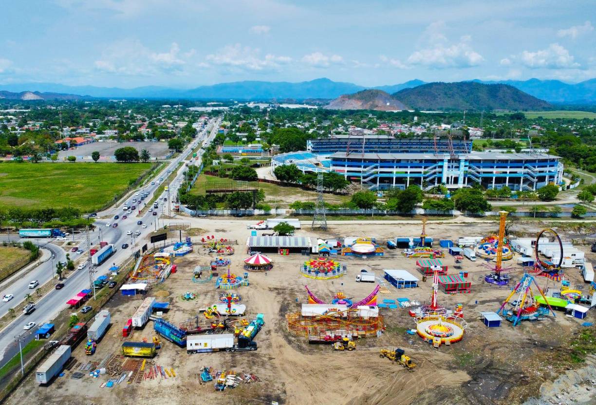 Cabe mencionar que, las atracciones de los juegos mecánicos son un emblema durante la celebración de la feria patronal de San Pedro Sula.