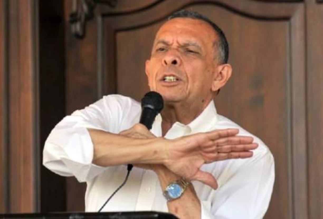 Finalmente, el expresidente Lobo instó a las actuales autoridades del Ministerio Público a investigar los hechos. 