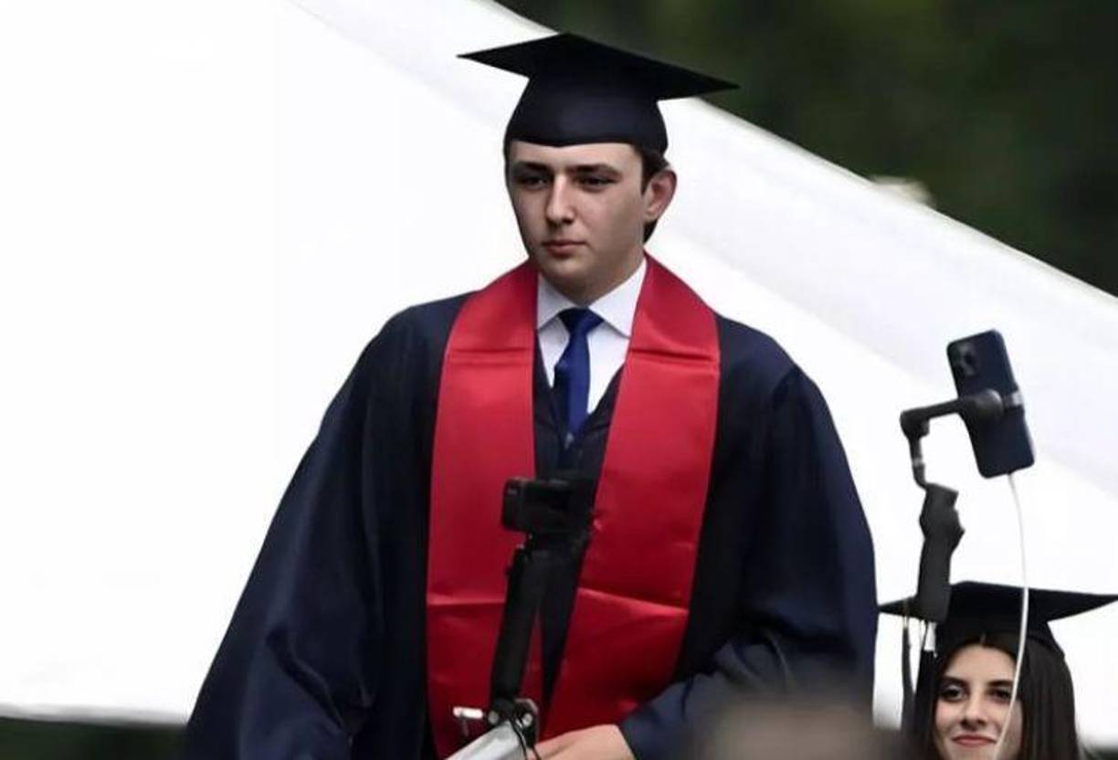 La victoria de Donald Trump en 2016 le permitió a Barron vivir cuatro años en la Casa Blanca, tenía 11 años en ese entonces.