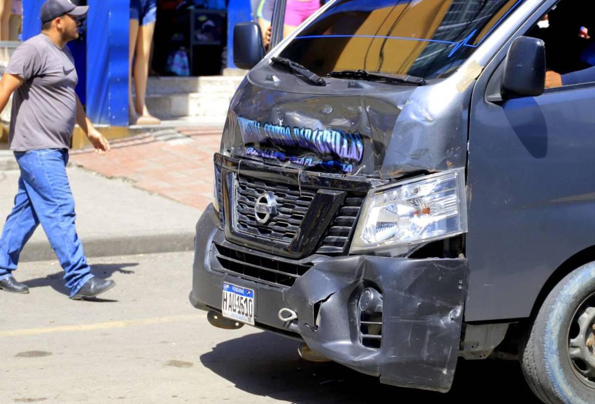 La actual flota de buses consume diariamente más de 20,000 galones de diésel, más de 8 millones de galones en un año, equivalente a unos 195,000 barriles ( 3% del consumo nacional, que llegó a más de 6 millones de barriles en 2023).