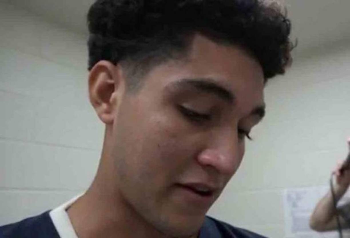 Allan Rivera se encuentra detenido en Estados Unidos ya que huyó de Honduras tras amenazas de muerte. En la Liga Nacional perteneció al Real España.