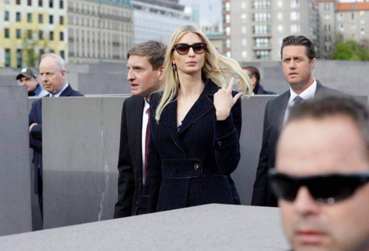Ivanka estuvo fuertemente custodiada por agentes del Servicio Secreto y la policía alemana.
