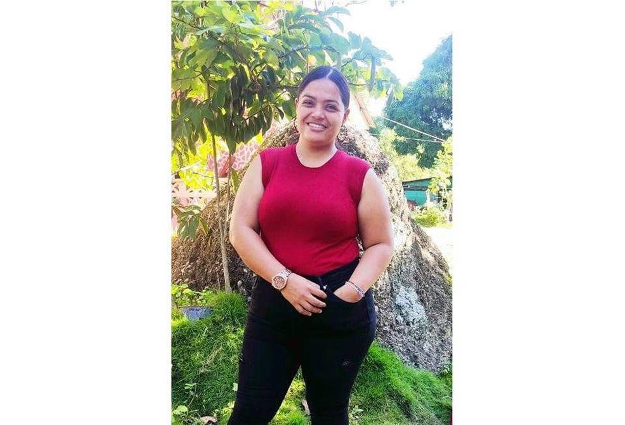 Rina se encontraba disfrutando de un partido de fútbol en la referida comunidad. 