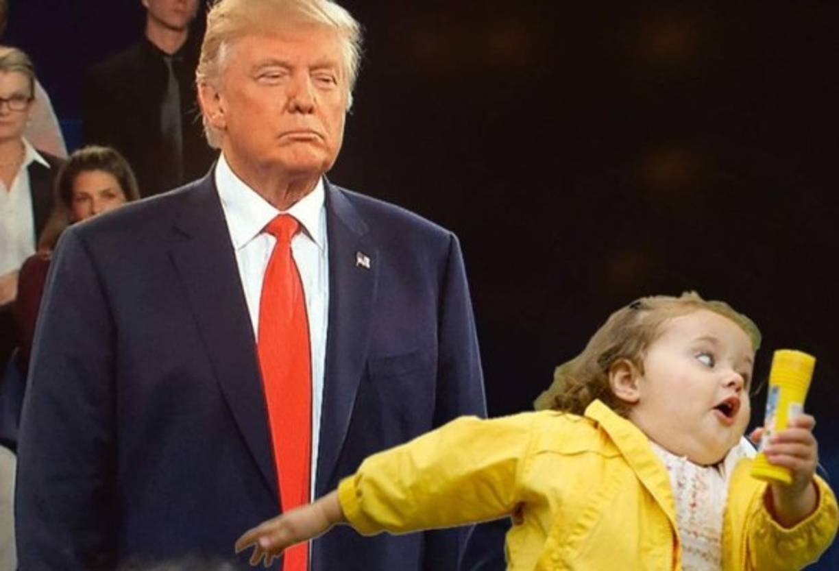 Y así salieron los demócratas del capitolio al terminar el discurso.