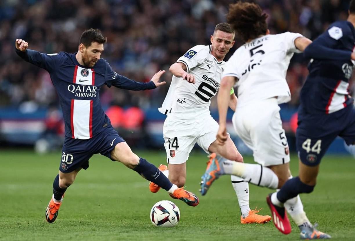 PSG perdió 2-0 este domingo ante Rennes como local y el argentino fue señalado por la afición del cuadro parisino.