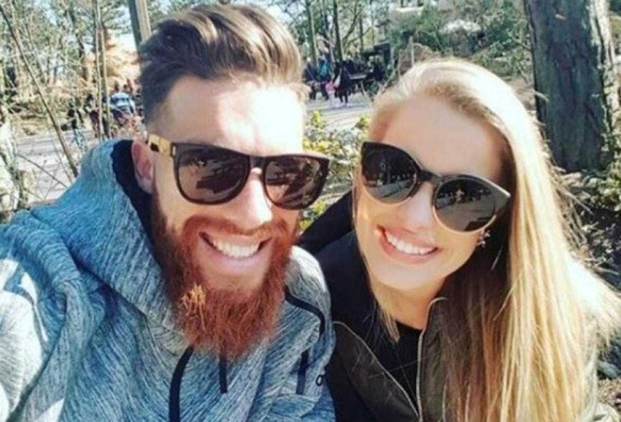 Raquel Jacob y el portero forman una linda pareja.