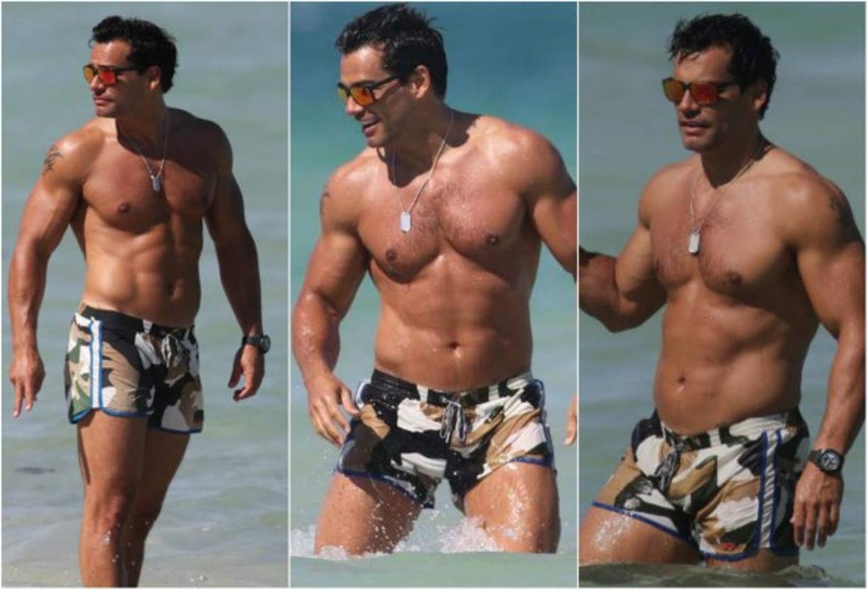 Cristián Andrés De la Fuente es actor y productor chileno de cine y televisión.