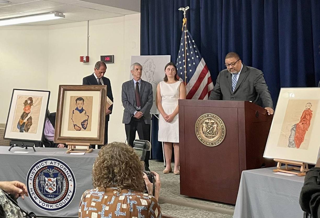 La más destacada obra es “I love antithesis”, que estaba en la colección de Ronald Lauder, heredero de la empresaria de cosméticos Estée Lauder y presidente del Congreso Mundial Judío.