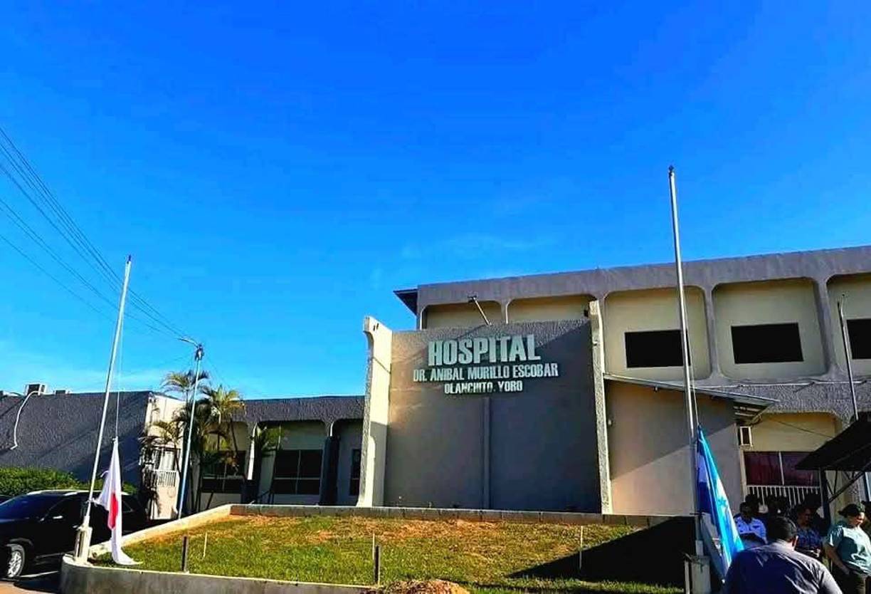 “No tocó a ningún paciente. Yo revisé los informes. En ningún momento él escribió en un expediente o dio alguna receta a algún paciente”, remarcó.